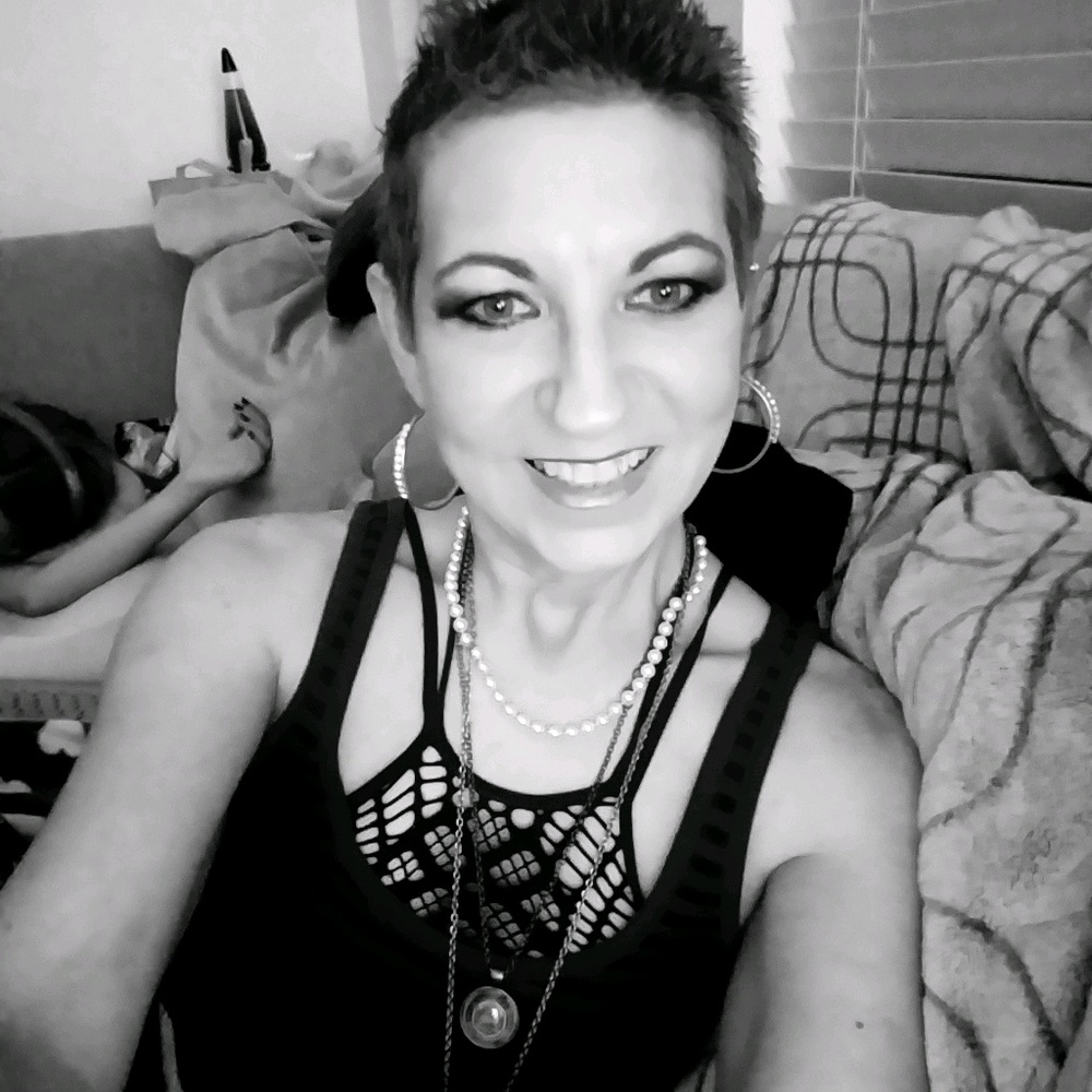 Meet your Posher, Sabrina